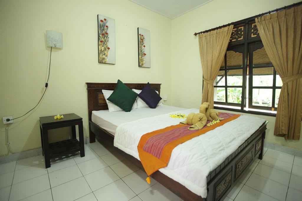 Liang House And Hostel Ubud  Bagian luar foto