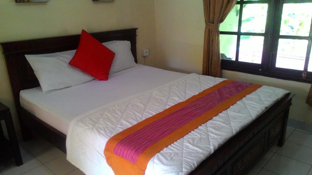 Liang House And Hostel Ubud  Bagian luar foto