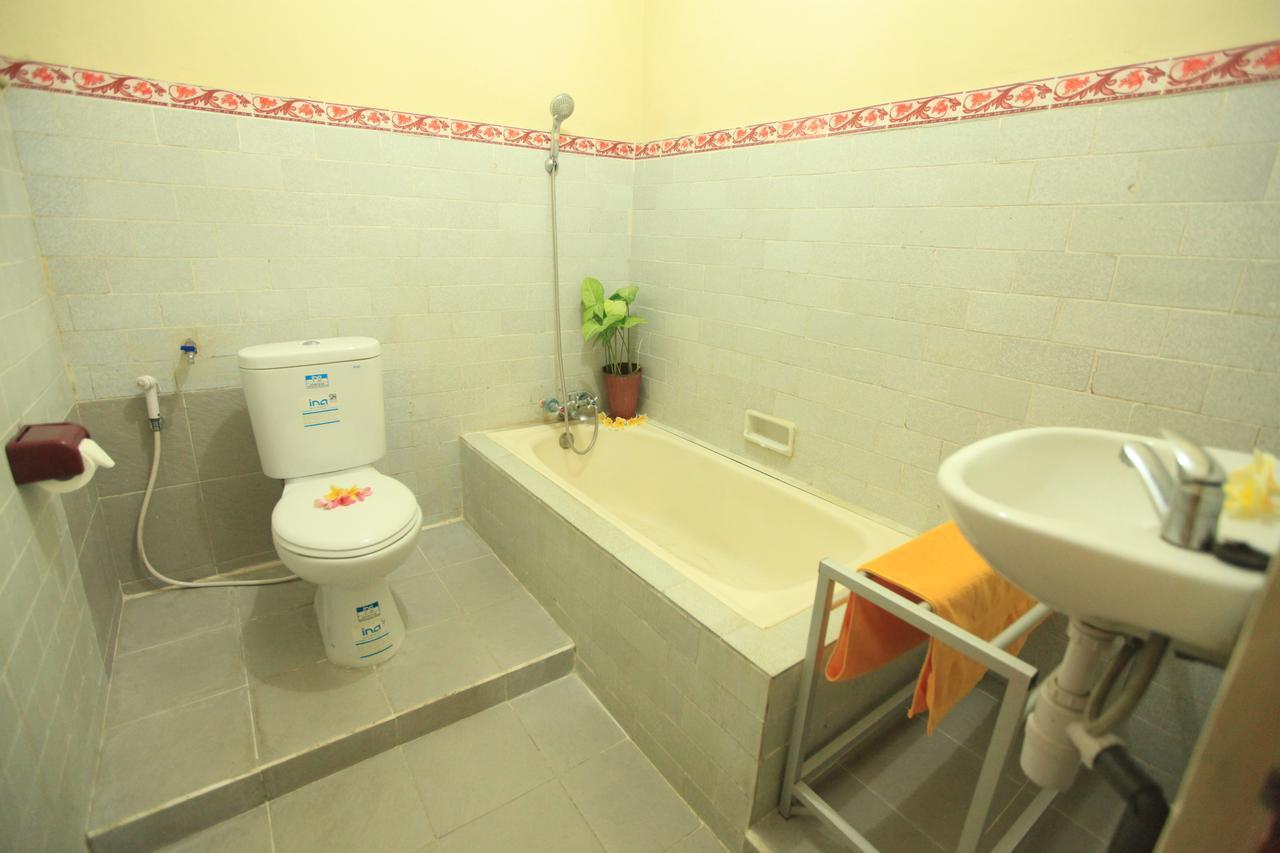 Liang House And Hostel Ubud  Bagian luar foto