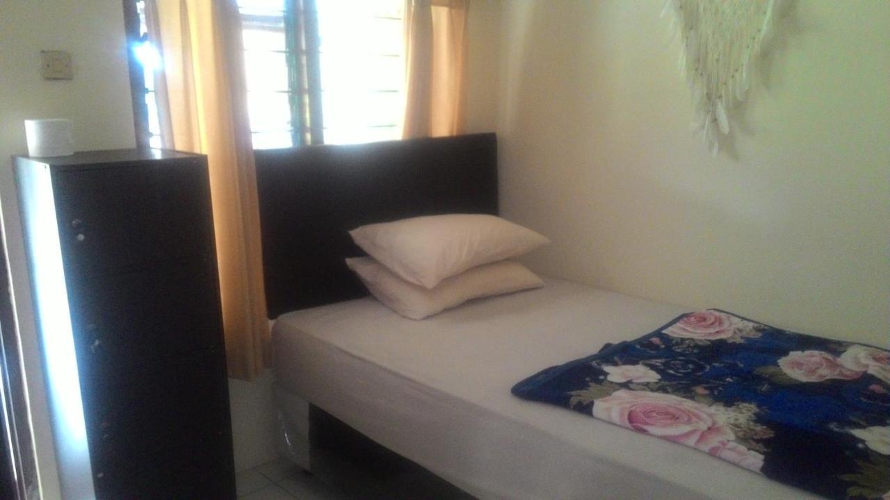Liang House And Hostel Ubud  Bagian luar foto